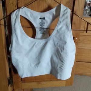 Women's sports bra